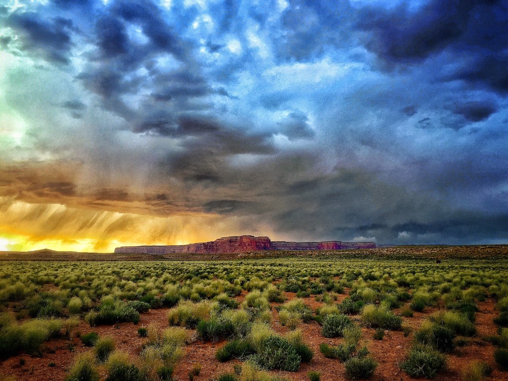 Thunderstorm in Gooseneck State Park